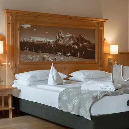 Hotel Alpin&vital La Perla Ortisei