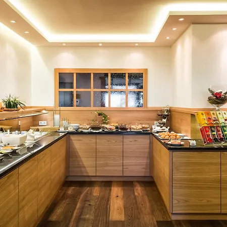 Hotel Alpin & Vital La Perla 4*